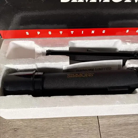 Simmons Spotting Scope Model 41200 Model 1200 Zoom Compact 15-45x50 W/ Tripod